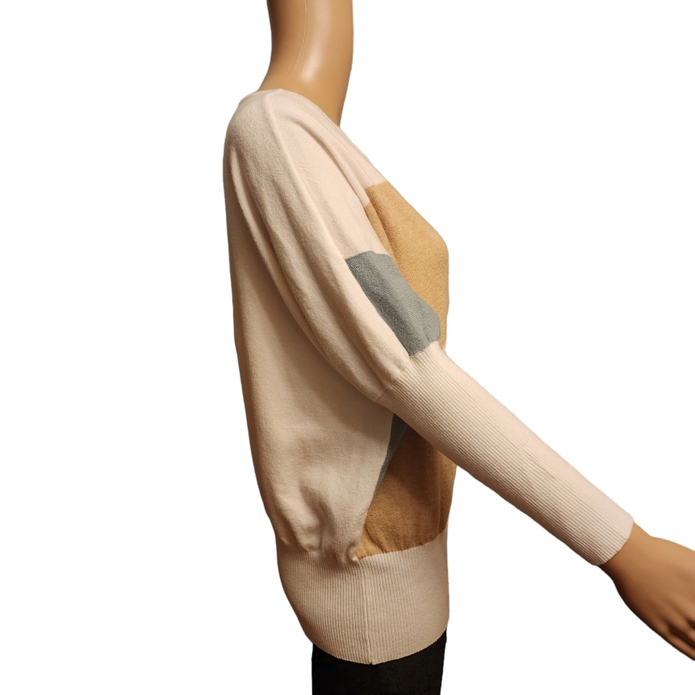 Colorblock Crew Neck Sweater - Picture 3 of 10